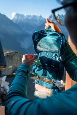 Osprey Ultralight Zip Organizer 8 Osprey Ultralight Zip Organizer -Outdoor Camping b43g390101 4040 c