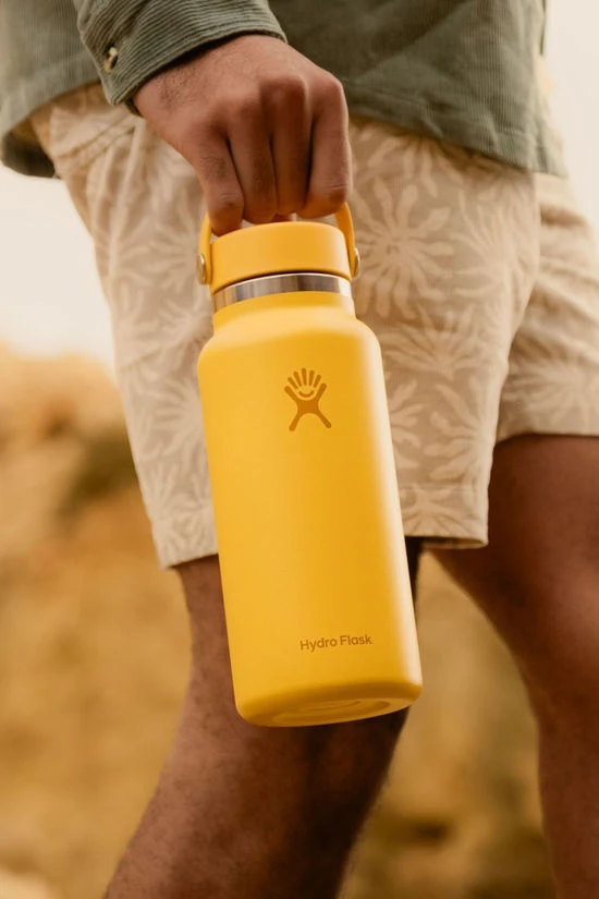 Hydro Flask 32oz Wide Mouth With Flex Cap Drinks Bottle 6 Hydro Flask 32oz Wide Mouth With Flex Cap Drinks Bottle - Image 4