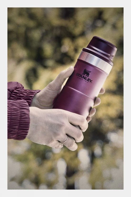 Stanley The Trigger-Action Travel Mug 35L 4 Stanley The Trigger-Action Travel Mug 35L - Image 2