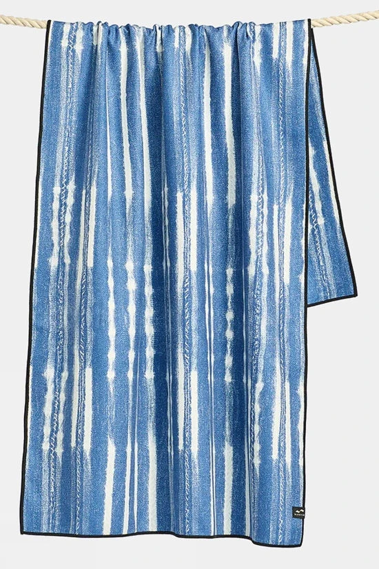 Slowtide Kyoto Performance Quick-Dry Towel 4 Slowtide Kyoto Performance Quick-Dry Towel - Image 2