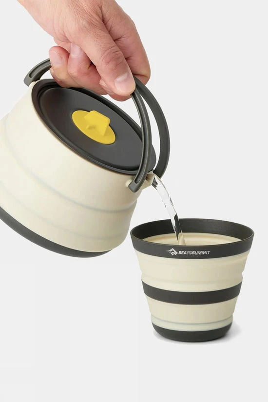 Sea To Summit Frontier Ultralight Collapsible Kettle 7 Sea To Summit Frontier Ultralight Collapsible Kettle - Image 5