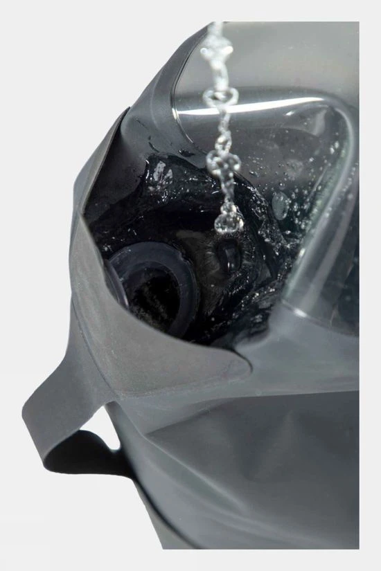 Nemo Helio Portable Pressurized Camp Shower 6 Nemo Helio Portable Pressurized Camp Shower - Image 4